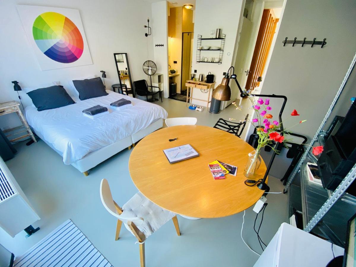 Private Studio With Free Car Parking 阿姆斯特丹 外观 照片